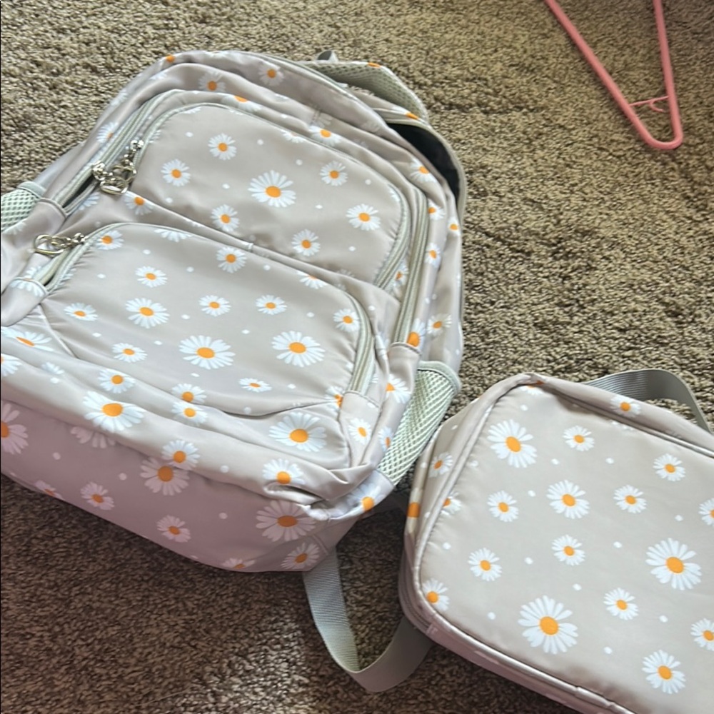 Grey Daisy Floral Backpack high school with lunch bag